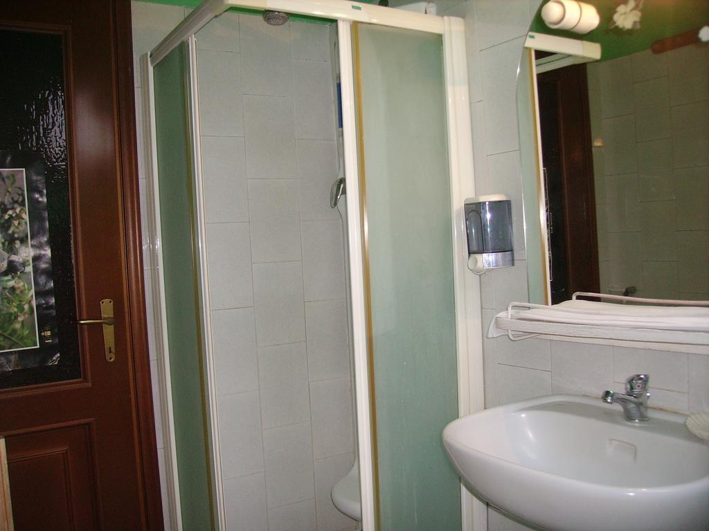 Star One Hotel Milan Bilik gambar