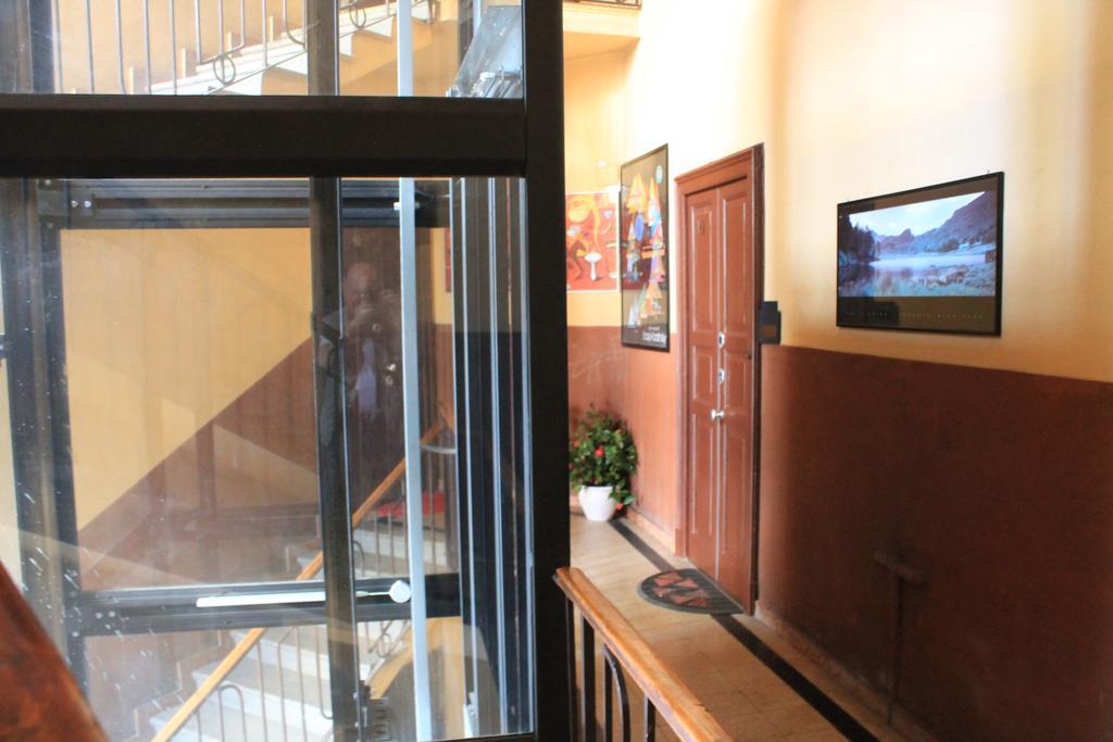 Star One Hotel Milan Luaran gambar